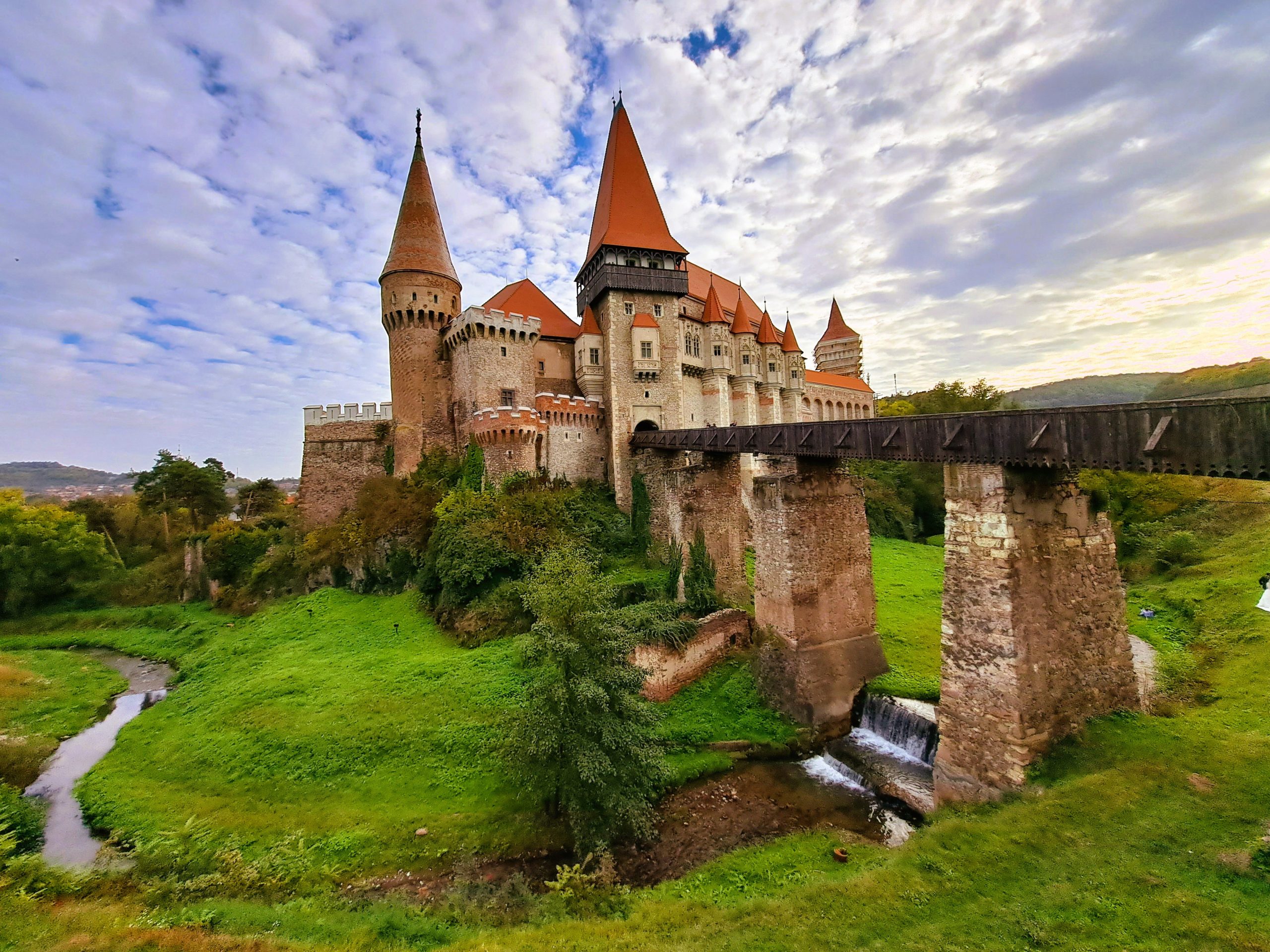 Corvini Castle Day Trip